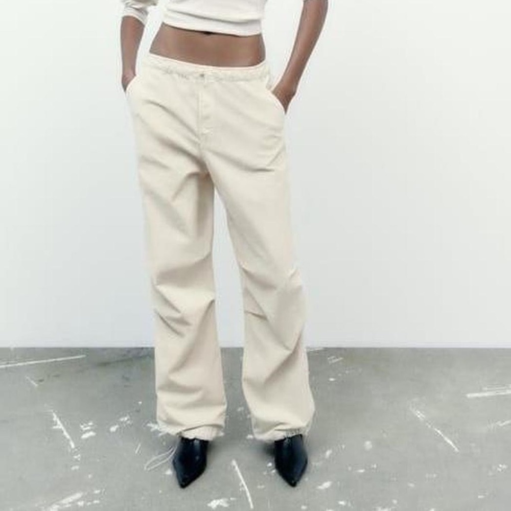 Zara beige cream corduroy parachute pants L Large